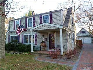 1st image of 52 Pine St