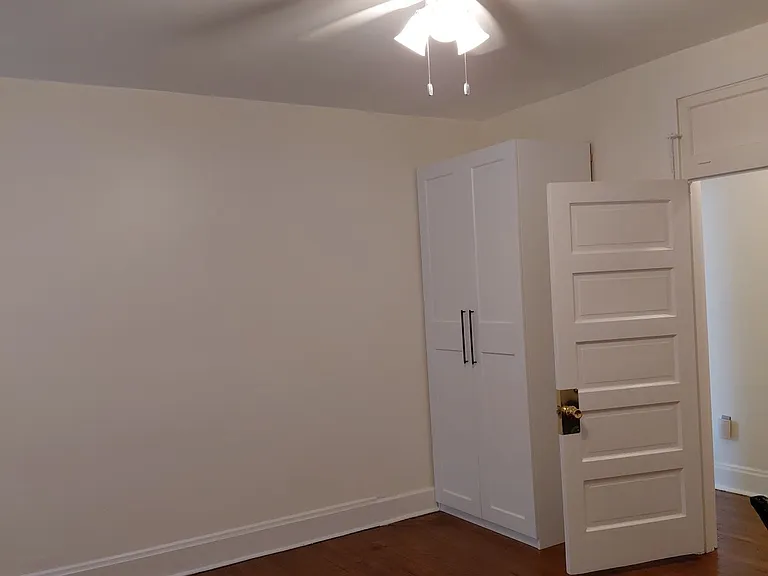 2519 Webster Ave #1 — Photo 9