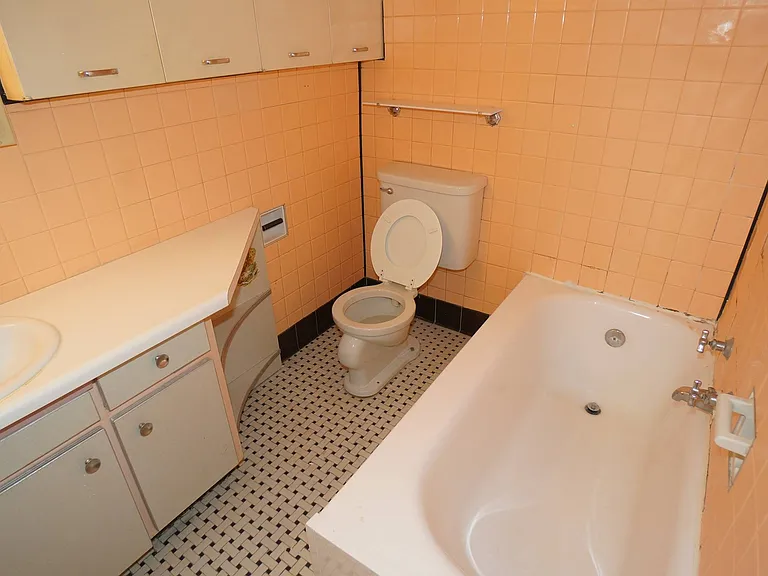 Bathroom Bathroom