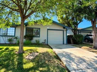 10453 Sierra Crest Dr, Rancho Cordova, CA 95670