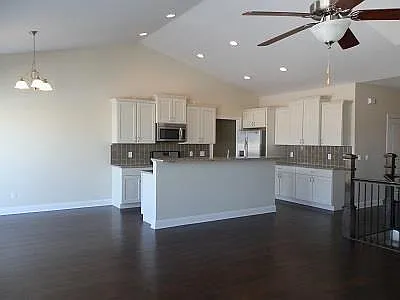 78 Cobblestone Ln — Photo 5