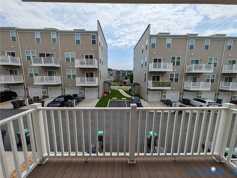 2715 Acadia Dr — Photo 31