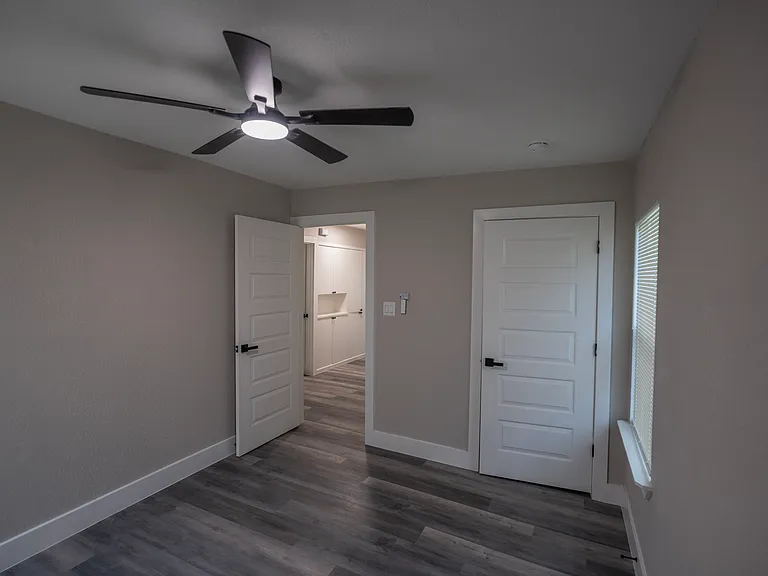 2465 Garapan Dr — Photo 18