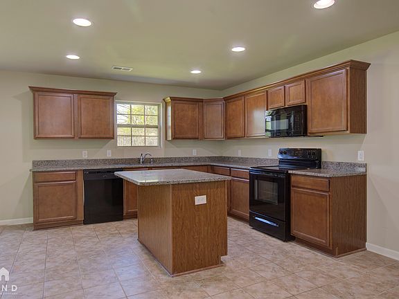 4th image of 28041 Kawana Ct