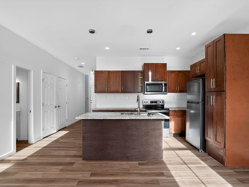 1st image of 4011 Redan Rd Unit 5