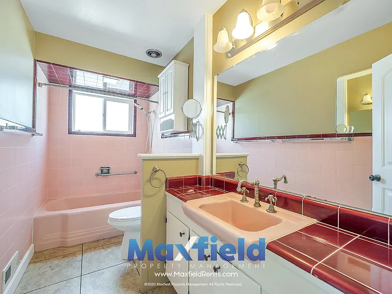 2139 E 1300 S — Photo 17