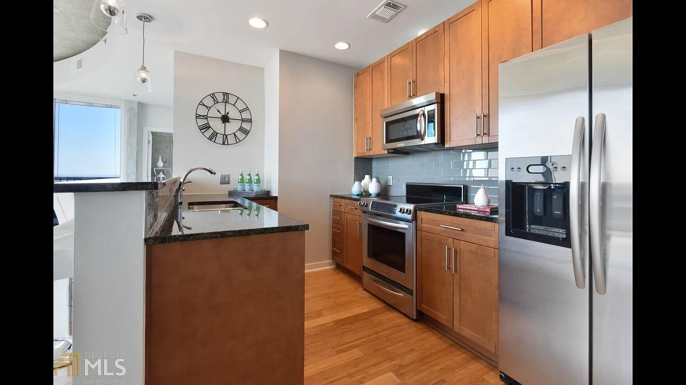 2 bed, 1216 sqft, $3,400 — Photo 4