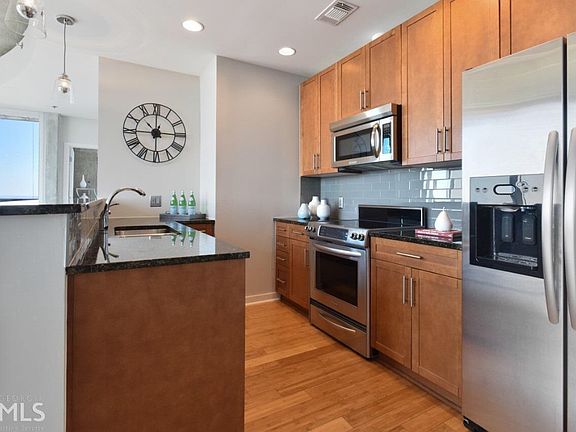 4th image of 855 Peachtree St NE Unit 3101