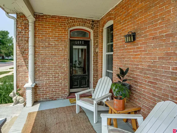 1802 Lincoln St, Blair, NE 68008