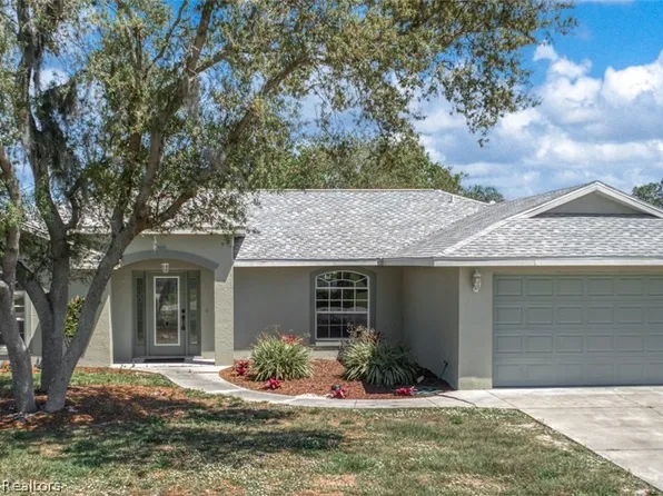 1507 Meadowbrook St, Lake Placid, FL 33852