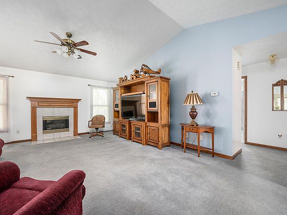 5th image of 5211 S Jamaica Dr