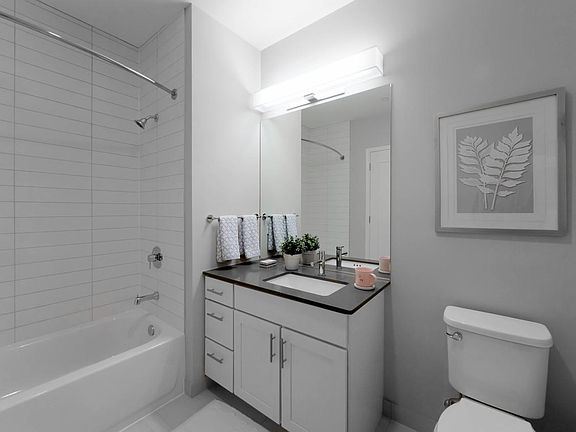 3rd image of 1120 Lake St #1