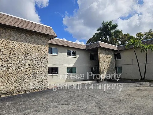 4331 Glenwood Ave Photo 1