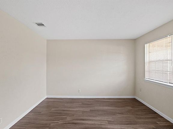 5th image of 10126 Whitebrook Dr