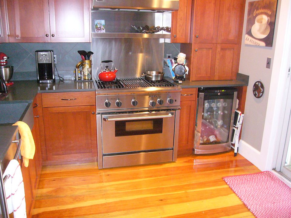 Gourmet Kitchen