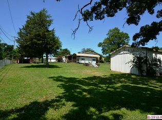 4 East Ave, Bristow, OK 74010