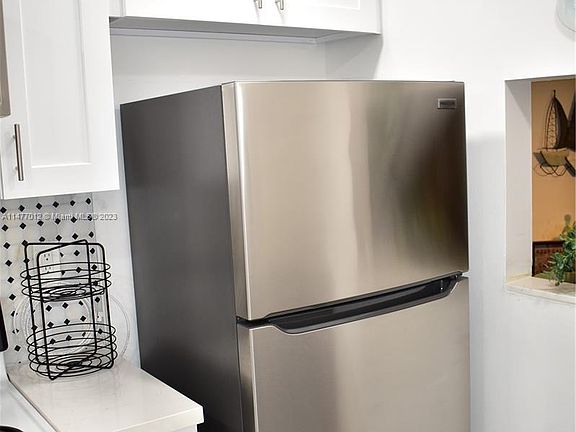 3rd image of 9420 Sunrise Lakes Blvd APT 112