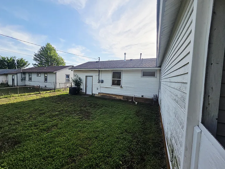 3413 Willow Creek Dr — Photo 19