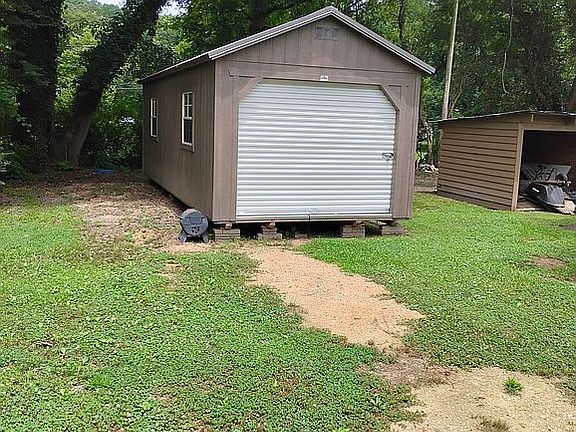 2nd image of 435 Scoggins St
