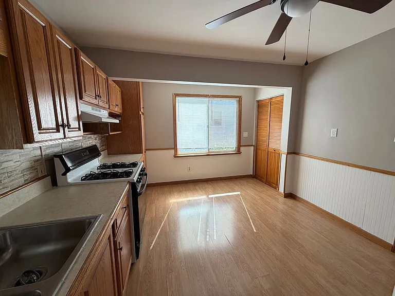 310 Pasadena Blvd — Photo 5