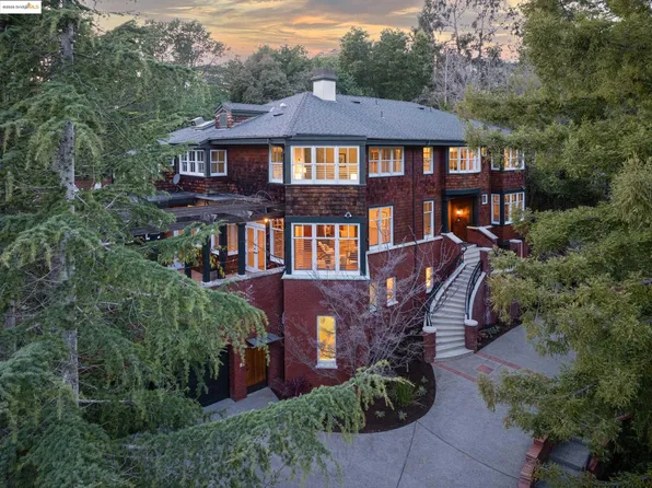 135 Cross Rd, Oakland, CA 94618