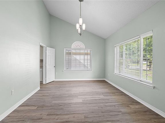 4th image of 6717 Alisa Dr