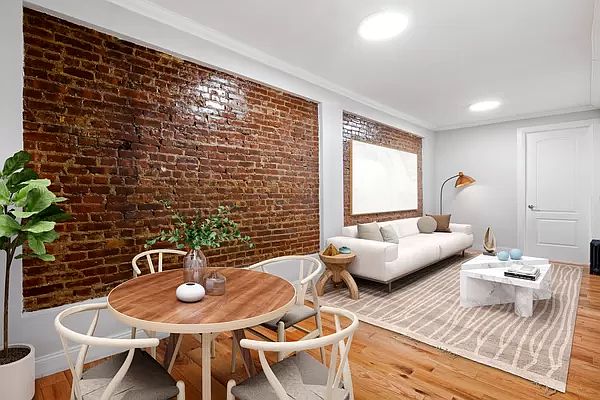1st image of 337 18th St APT 1R