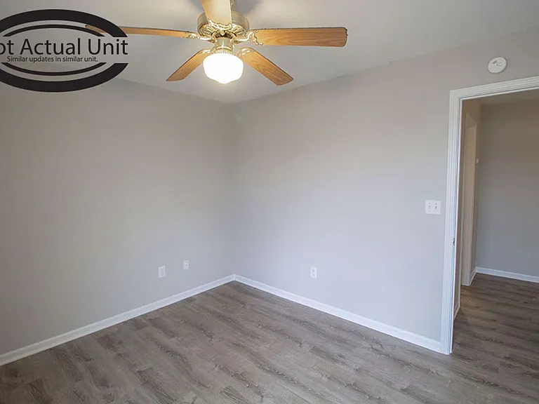 1638 High Quest Cir — Photo 28