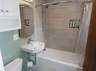 4111 Clinton Ave, Stickney, IL 60402