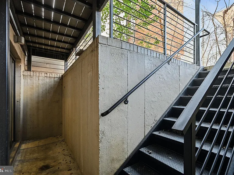 1465 Harvard St NW #B101 — Photo 15