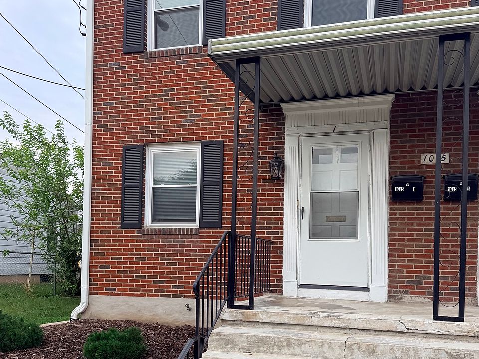 1st image of 1015 S Raleigh St #1