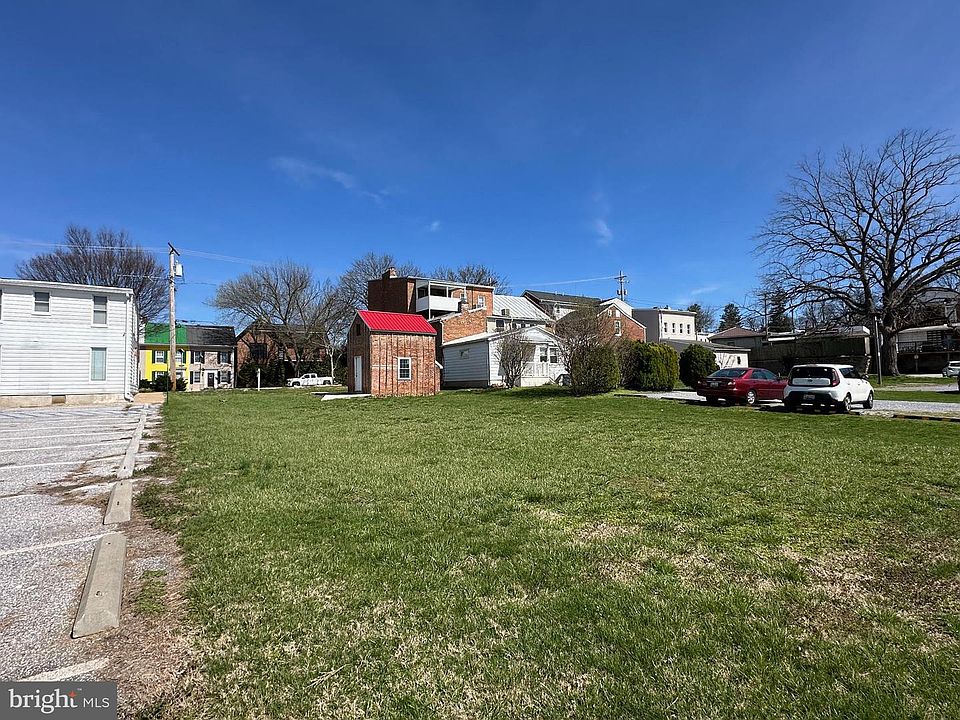 1st image of 288 E Main St