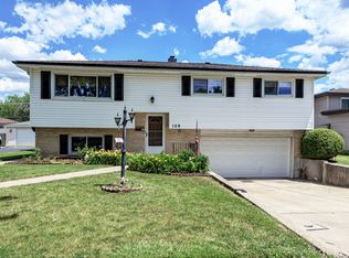 109 S Mill Rd, Addison, IL 60101