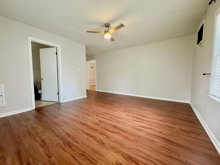 451 Bob O Link Dr — Photo 7