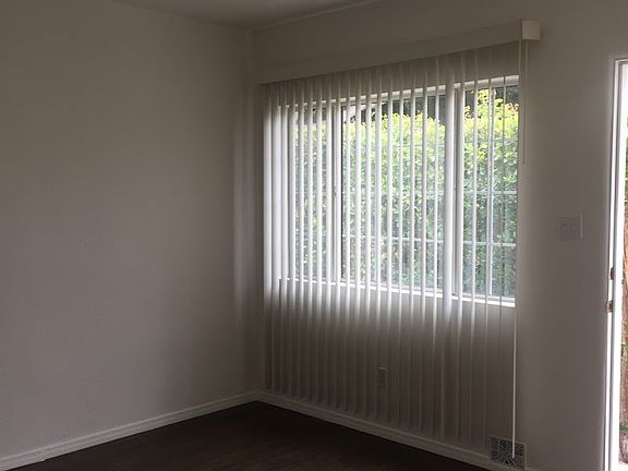 4th image of 1250 Chelsea Ave
