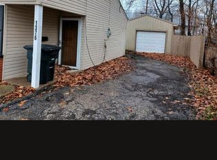 1376 Seward Ave, Akron, OH 44320