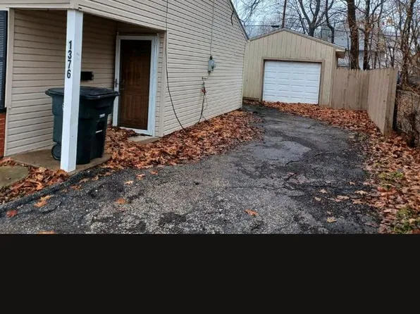 1376 Seward Ave, Akron, OH 44320