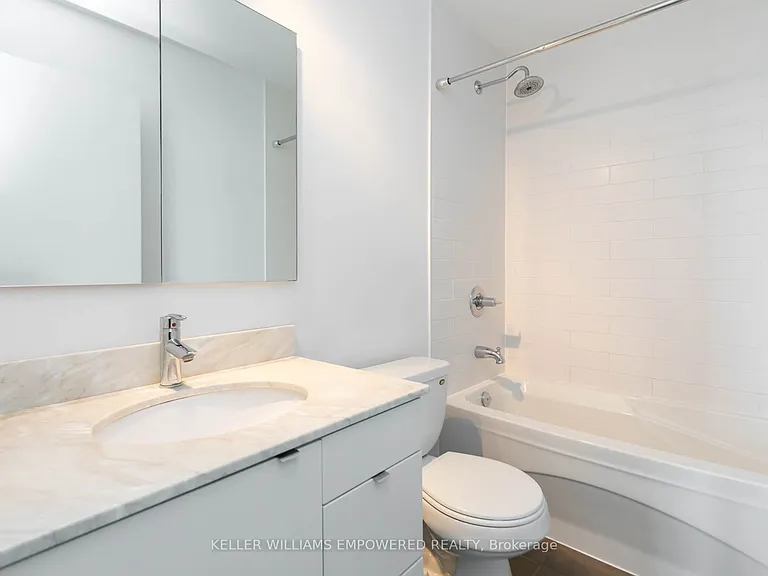33 Lombard St #3603 — Photo 23