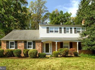 105 Waterford Cir, Wallingford, PA 19086
