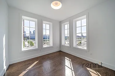 Rented by Rennit Inc.