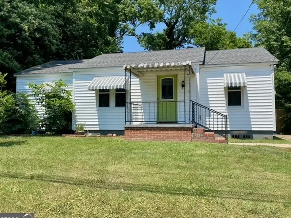 229 Oak St, Hogansville, GA 30240