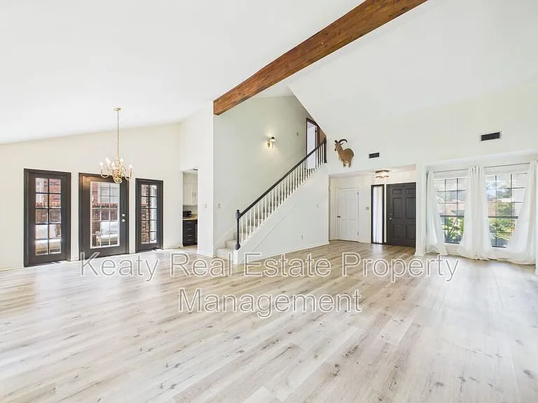604 Briargate Walk Cir — Photo 6