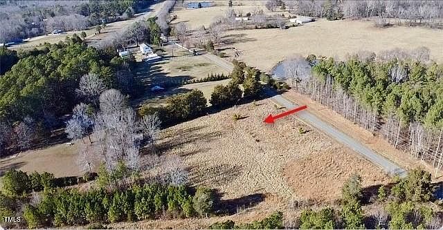 2nd image of 3005 State Highway 421 #3
