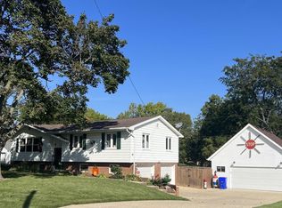 512 E Church St, Kewanee, IL 61443