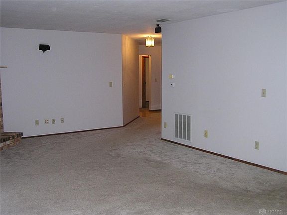 5th image of 8274 Scatler Root Pl