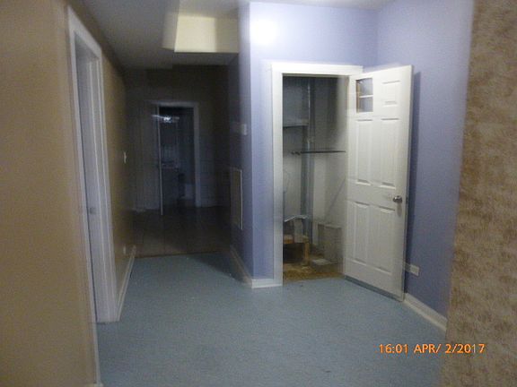 3rd image of 2625 S Keeler Ave