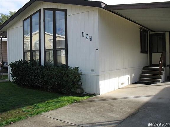 2nd image of 194 Leafwood Way