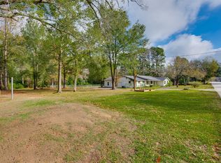 219 Perryman Rd, Lindale, TX 75771