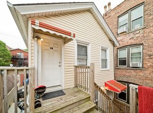 1431 W Flournoy St APT 2R, Chicago, IL 60607