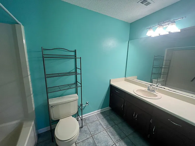 116 E Pondella Dr — Photo 13